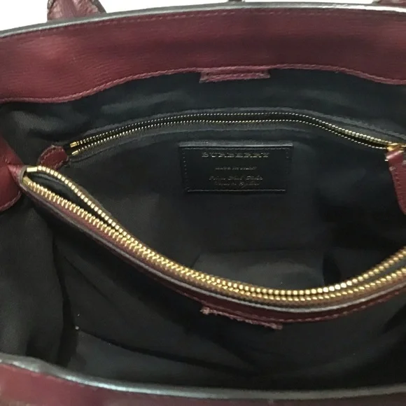Burberry Bags - Picture 15 of 16